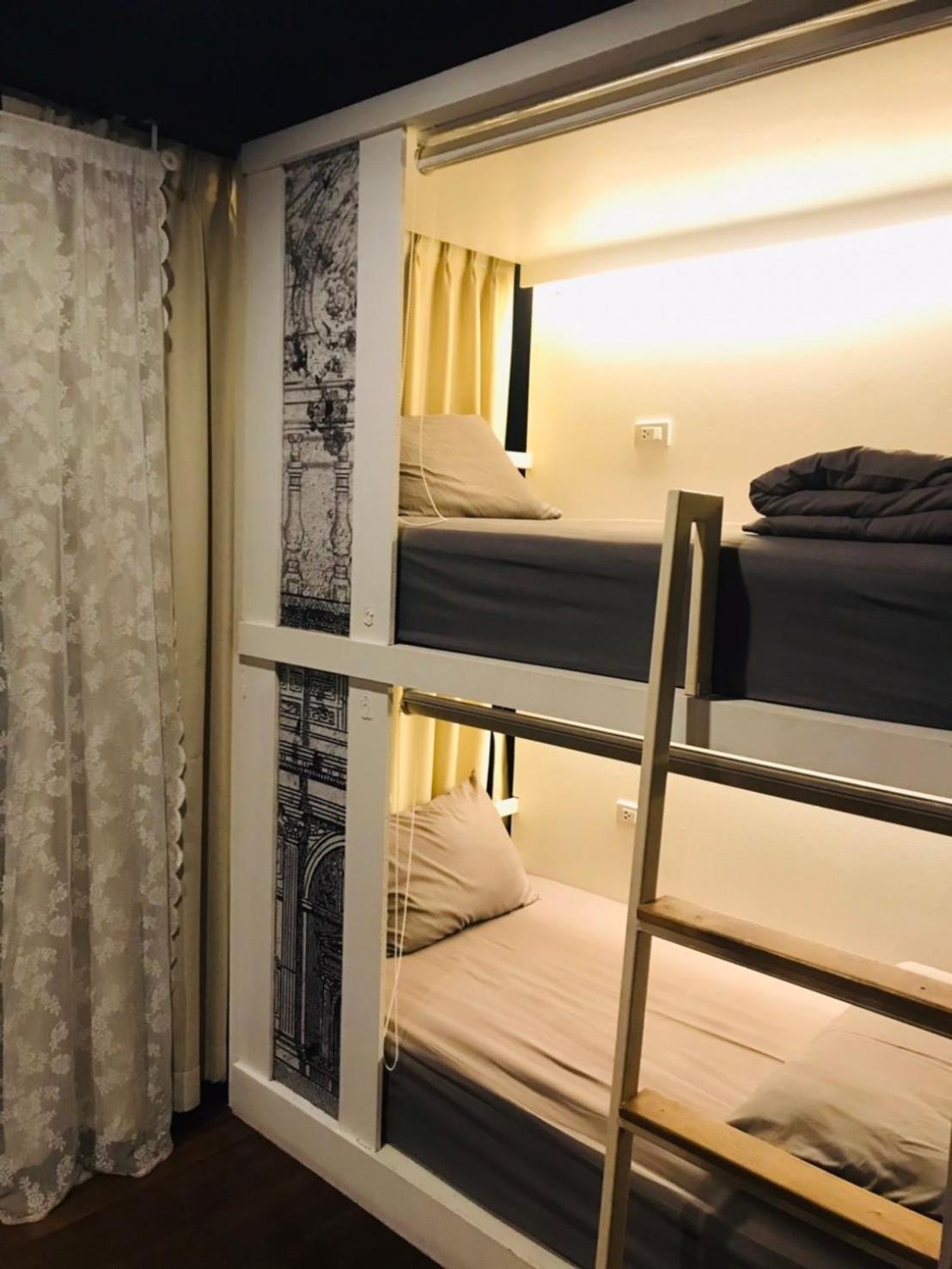 Shade House - Phuket Downtown Hostel Ngoại thất bức ảnh