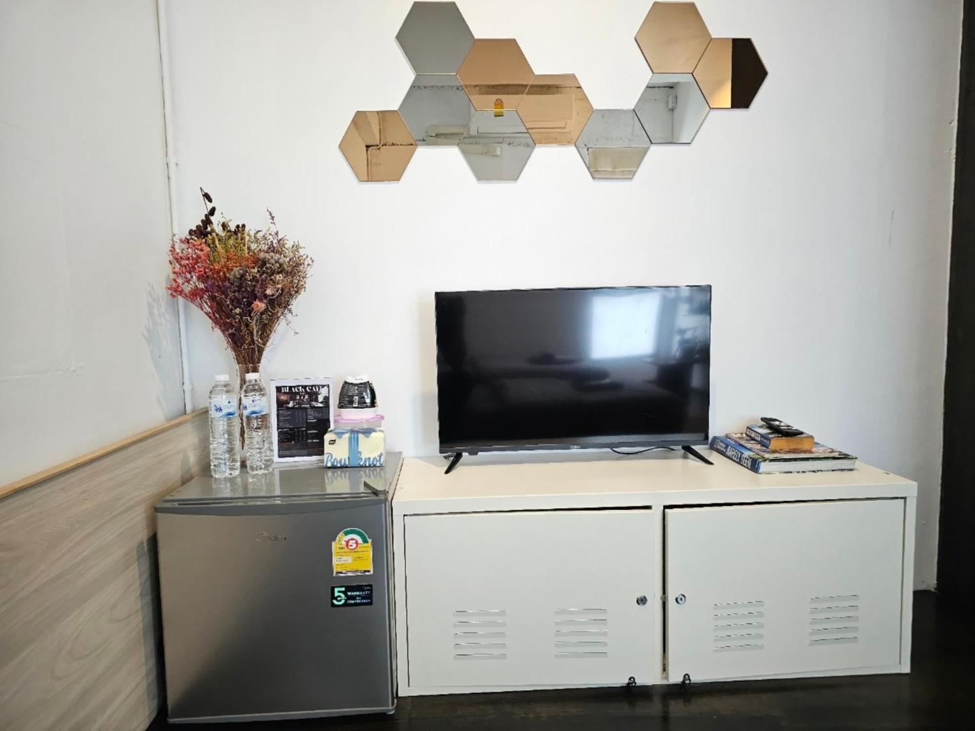 Shade House - Phuket Downtown Hostel Phòng bức ảnh