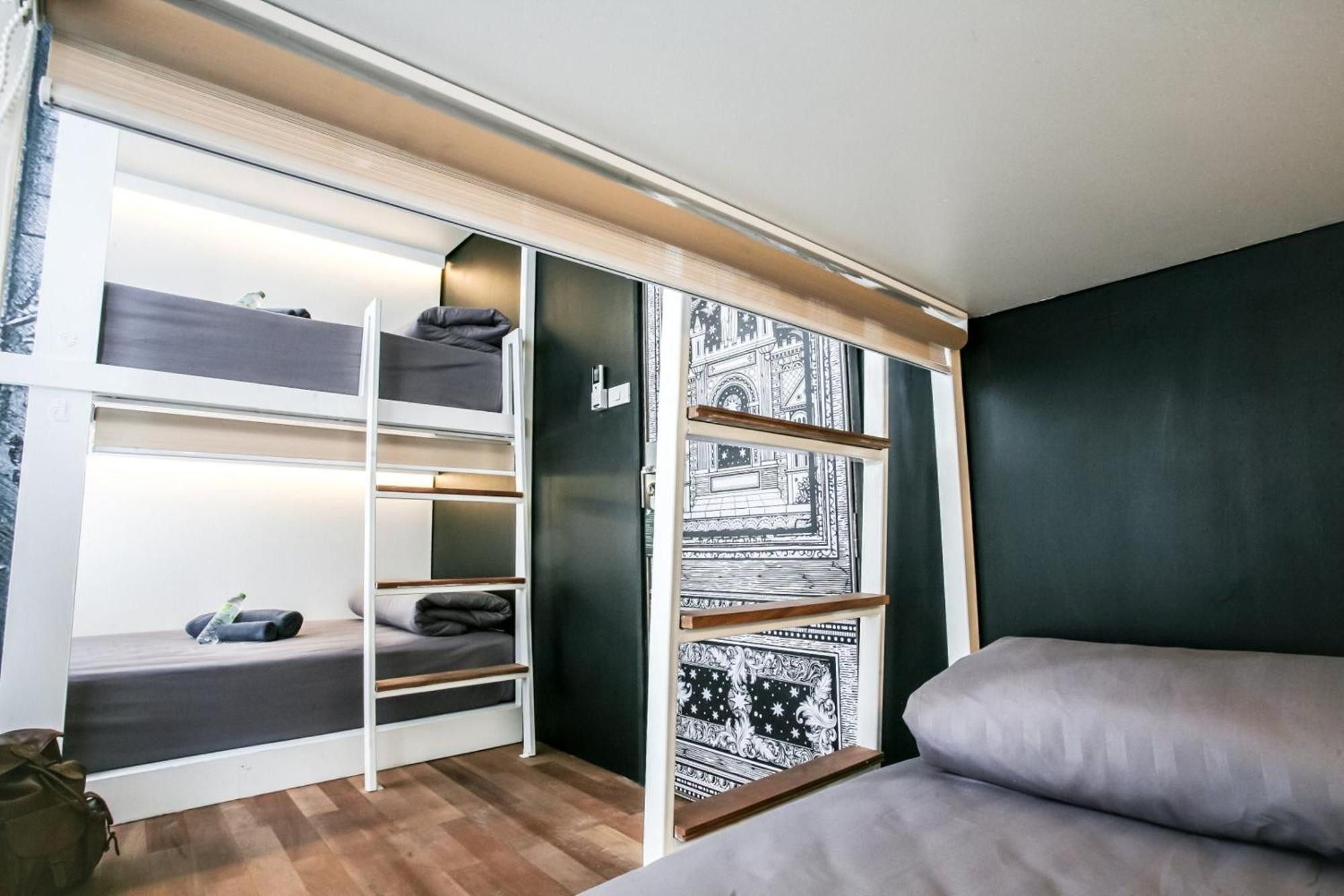 Shade House - Phuket Downtown Hostel Ngoại thất bức ảnh