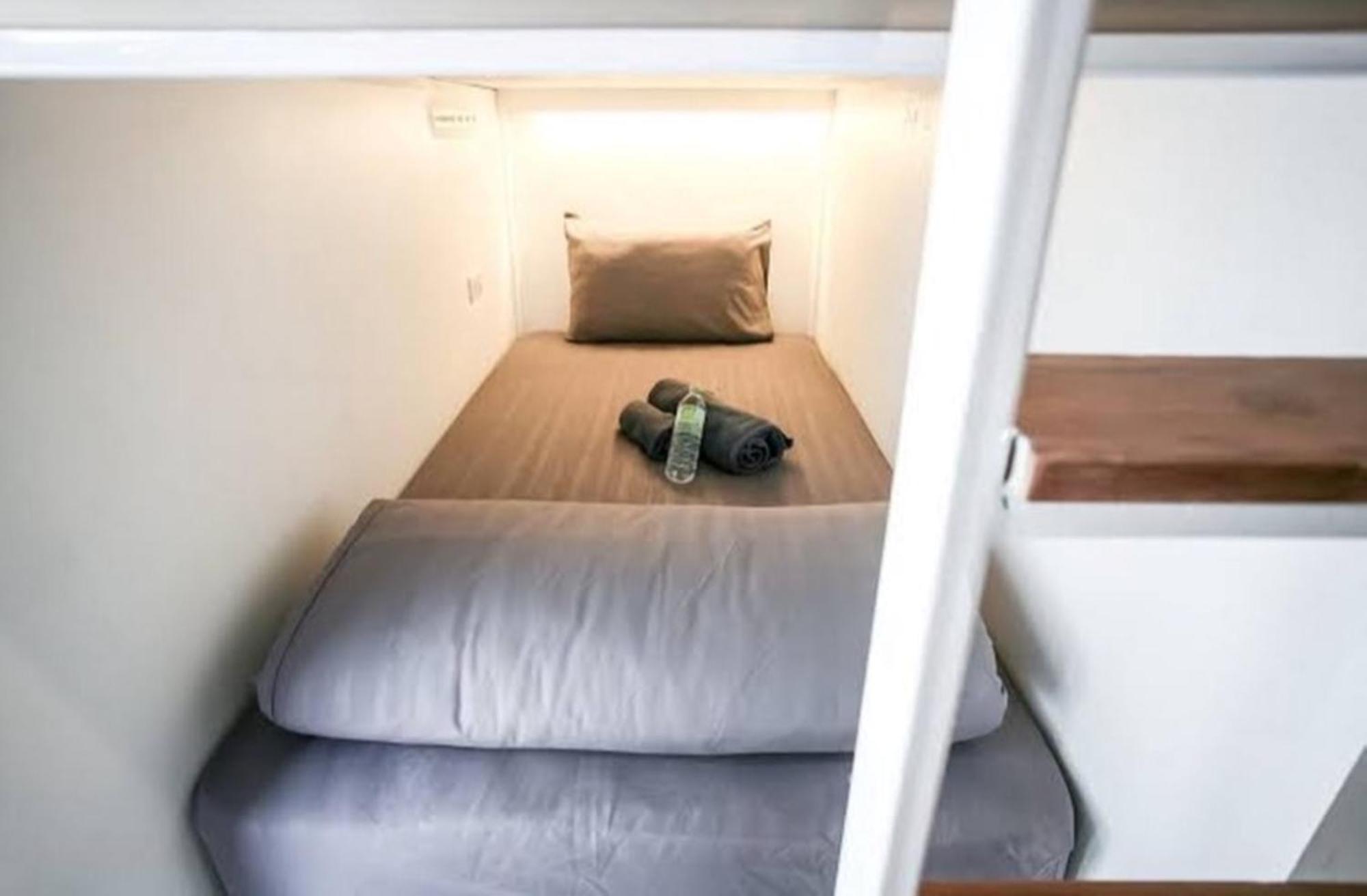 Shade House - Phuket Downtown Hostel Phòng bức ảnh