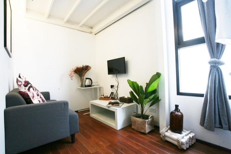 Shade House - Phuket Downtown Hostel Ngoại thất bức ảnh